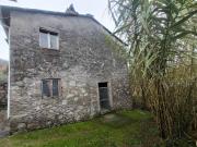 Casa indipendente in vendita a Lucca LU