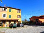 Casa indipendente in vendita a Lucca, Montuolo