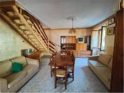 Casa indipendente in vendita a Luni SP