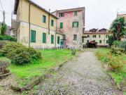 Casa indipendente in vendita a Maccagno con Pino e...