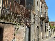 Casa indipendente in vendita a Mascalucia via Santa Lucia