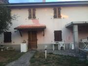 Casa indipendente in vendita a Massa