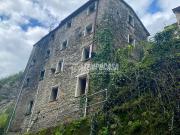 Casa indipendente in vendita a Massa