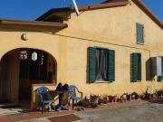 Casa indipendente in vendita a Massa