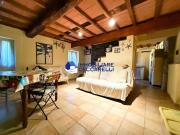 Casa indipendente in vendita a Massa MS