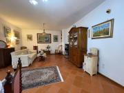 Casa indipendente in vendita a Massa via XXIV Maggio,...