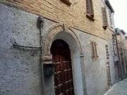 Casa indipendente in vendita a Mombaroccio via Famiglia...