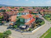 Casa Indipendente in vendita a Moncalieri, Tetti Rolle