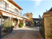 Casa indipendente in vendita a Monsummano Terme PT