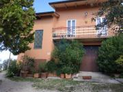 Casa indipendente in vendita a Montefalco PG