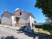 Casa indipendente in vendita a Montefortino FM