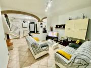 Casa indipendente in vendita a Monticelli d'Ongina PC