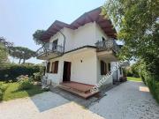 Casa indipendente in vendita a Montignoso