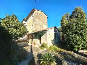 Casa indipendente in vendita a Montignoso MS