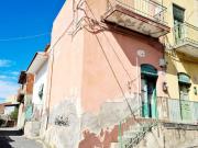 Casa indipendente in vendita a Motta Sant'Anastasia CT