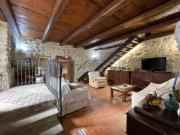Casa indipendente in vendita a Ofena AQ