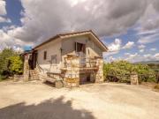 Casa indipendente in vendita a Palombara Sabina RM
