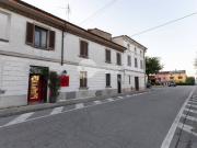 Casa indipendente in vendita a Persico Dosimo via San...