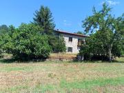 Casa indipendente in vendita a Piazza al Serchio LU