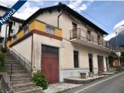 Casa indipendente in vendita a Piazza Brembana