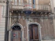 Casa indipendente in vendita a Piedimonte Etneo via...