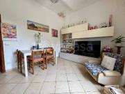 Casa indipendente in vendita a Pistoia via Modenese,...