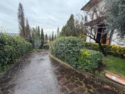 Casa indipendente in vendita a Poggibonsi via del Chianti