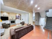 Casa indipendente in vendita a Poggio a Caiano PO