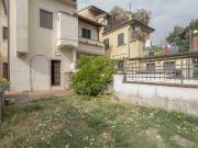 Casa indipendente in vendita a Poggio a Caiano PO