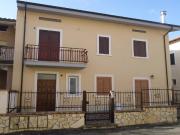 Casa indipendente in vendita a Prata D'Ansidonia