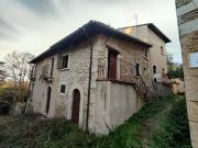 Casa indipendente in vendita a Prata d'Ansidonia AQ