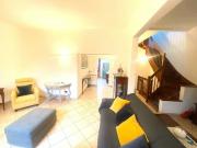 Casa indipendente in vendita a Prato PO