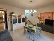 Casa indipendente in vendita a Prato PO