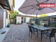 Casa indipendente in vendita a Prato PO