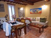 Casa indipendente in vendita a Prato PO