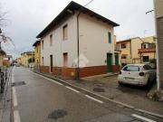 Casa indipendente in vendita a Prato PO