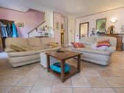 Casa indipendente in vendita a Prato PO