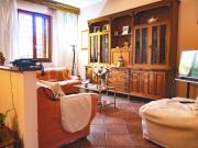 Casa indipendente in vendita a Prato via del Molinaccio,...