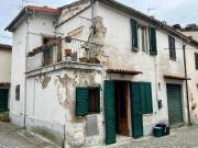 Casa indipendente in vendita a Prato via 29 Martiri, Figline