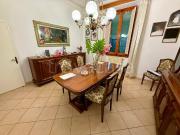 Casa indipendente in vendita a Prato via Aspromonte,...