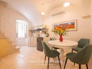 Casa indipendente in vendita a Putignano via Osteria