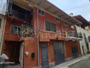 Casa indipendente in vendita a Rivara via Francesco...