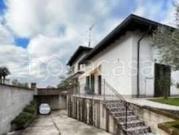 Casa indipendente in vendita a Robecco sul Naviglio via...