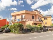 Casa indipendente in vendita a Roma RM