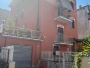 Casa indipendente in vendita a Roma RM