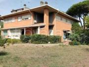 Casa indipendente in vendita a Roma via Partenio di...