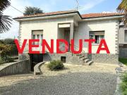 Casa indipendente in vendita a Samarate via Beata...