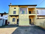 Casa indipendente in vendita a San Bassano CR