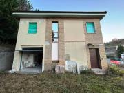 Casa indipendente in vendita a San Severino Marche MC