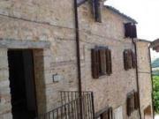 Casa indipendente in vendita a San Severino Marche MC